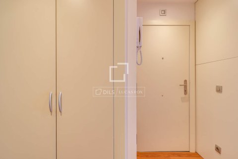 2 bedrooms apartment for sale in Barcelona, Catalonia, Spain № 6501 - photo 7