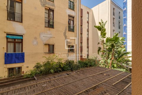 2 bedrooms apartment for sale in Barcelona, Catalonia, Spain № 6501 - photo 16
