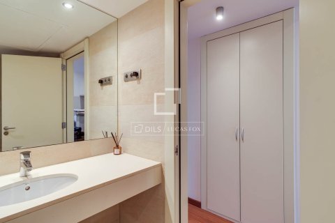 2 bedrooms apartment for sale in Barcelona, Catalonia, Spain № 6501 - photo 12