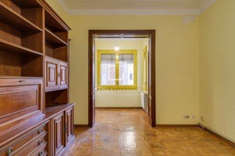 5 bedrooms apartment for sale in Barcelona, Catalonia, Spain № 6503 - photo 22