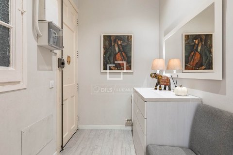 2 bedrooms apartment for sale in Barcelona, Catalonia, Spain № 6497 - photo 13