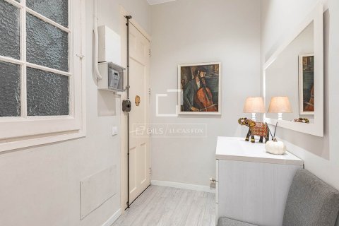 2 bedrooms apartment for sale in Barcelona, Catalonia, Spain № 6497 - photo 12