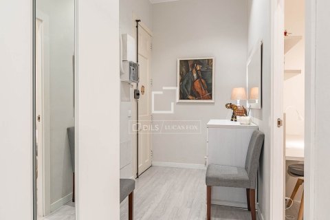 2 bedrooms apartment for sale in Barcelona, Catalonia, Spain № 6497 - photo 15