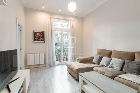 2 bedrooms apartment for sale in Barcelona, Catalonia, Spain № 6497 - photo 3