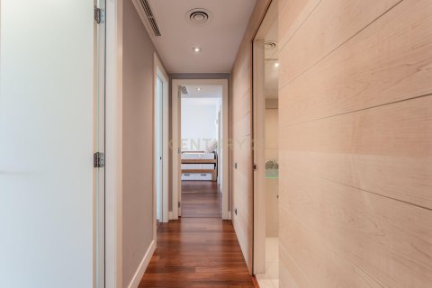 Apartamento de 2 dormitorios en venta en Barcelona, Cataluña, Spain № 6864 - foto 19