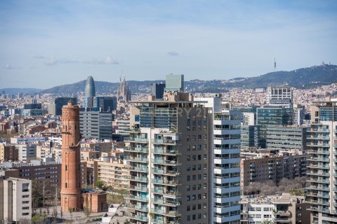 Apartamento de 2 dormitorios en venta en Barcelona, Cataluña, Spain № 6864 - foto 26