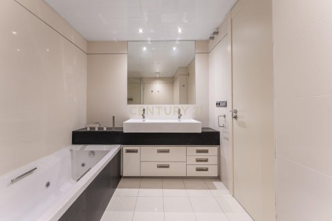 Apartamento de 2 dormitorios en venta en Barcelona, Cataluña, Spain № 6864 - foto 23