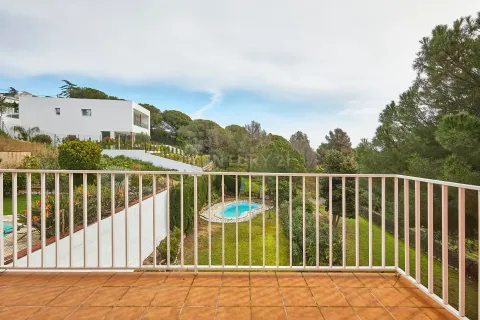 Apartamento de 11 dormitorios en venta en Canet de Mar, Barcelona, Cataluña, Spain № 6863 - foto 9