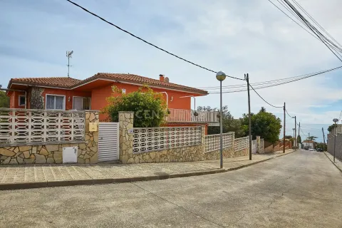 Apartamento de 11 dormitorios en venta en Canet de Mar, Barcelona, Cataluña, Spain № 6863 - foto 3