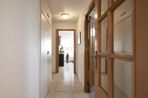 Apartamento de 11 dormitorios en venta en Canet de Mar, Barcelona, Cataluña, Spain № 6863 - foto 26