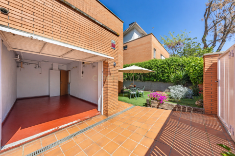 Сasa de 5 dormitorios en venta en Sant Cugat del Vallès, Barcelona, Cataluña, Spain № 6861 - foto 28