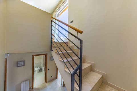 Сasa de 5 dormitorios en venta en Sant Cugat del Vallès, Barcelona, Cataluña, Spain № 6861 - foto 20