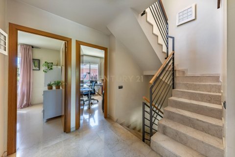 Сasa de 5 dormitorios en venta en Sant Cugat del Vallès, Barcelona, Cataluña, Spain № 6861 - foto 19