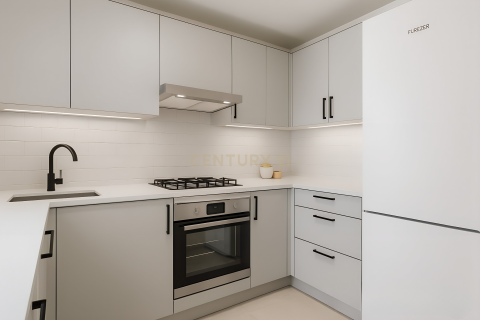 Apartamento de 4 dormitorios en venta en Sant Feliu de Llobregat, Barcelona, Cataluña, Spain № 6859 - foto 10