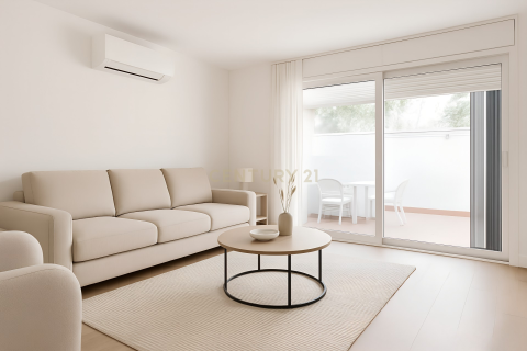 Apartamento de 4 dormitorios en venta en Sant Feliu de Llobregat, Barcelona, Cataluña, Spain № 6859 - foto 5