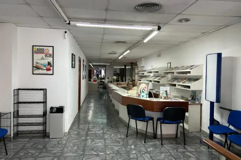 Propiedad comercial de 340 m² en venta en Barcelona, Cataluña, Spain № 6862 - foto 3