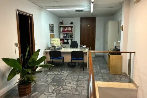 Propiedad comercial de 340 m² en venta en Barcelona, Cataluña, Spain № 6862 - foto 6