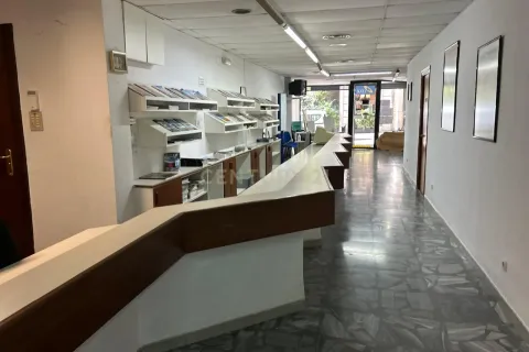 Propiedad comercial de 340 m² en venta en Barcelona, Cataluña, Spain № 6862 - foto 4