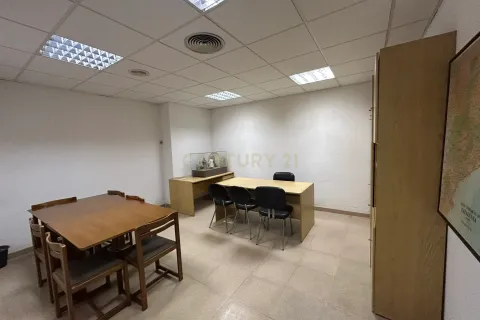 Propiedad comercial de 340 m² en venta en Barcelona, Cataluña, Spain № 6862 - foto 11