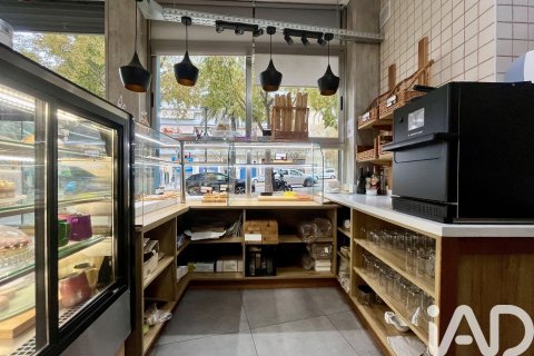 1 bedroom commercial property for rent in Mataro, Barcelona, Catalonia, Spain № 5128 - photo 17