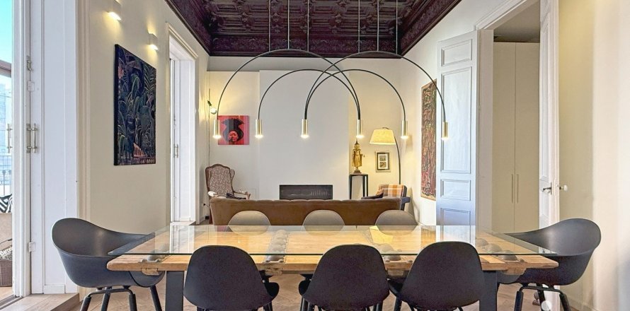 5 bedrooms apartment for rent in Barcelona, Catalonia, Spain № 5132