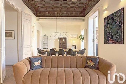 5 bedrooms apartment for rent in Barcelona, Catalonia, Spain № 5132 - photo 4