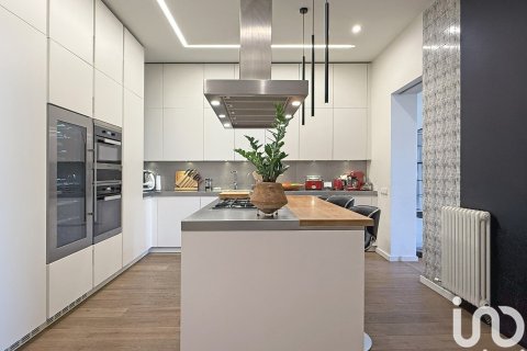 5 bedrooms apartment for rent in Barcelona, Catalonia, Spain № 5132 - photo 11