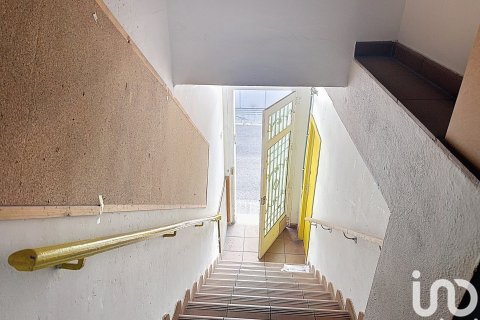 194 sq.m. commercial property for rent in Vilanova i la Geltru, Barcelona, Catalonia, Spain № 5133 - photo 14