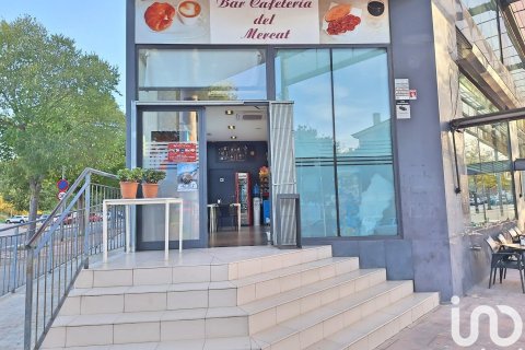 Propiedad comercial de 399 m² en alquiler en Les Roquetes, Barcelona, Cataluña, Spain № 5130 - foto 2