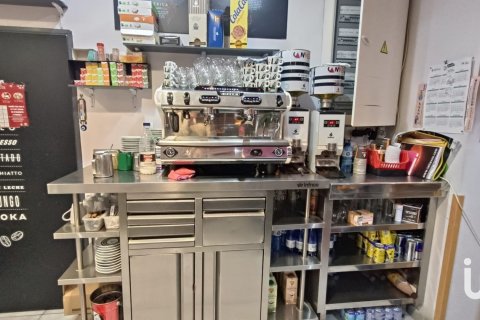 Propiedad comercial de 399 m² en alquiler en Les Roquetes, Barcelona, Cataluña, Spain № 5130 - foto 9