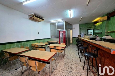 Снять в аренду бар в Бадалона, Испания 66м², № 5131 - фото 6