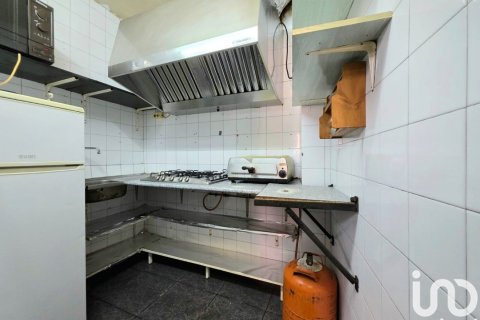 Снять в аренду бар в Бадалона, Испания 66м², № 5131 - фото 16