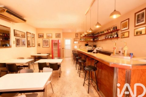 Снять в аренду бар в Бадалона, Испания 66м², № 5131 - фото 13