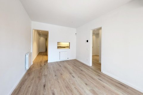 Квартира с 4 спальнями в Эшампле, Барселона, Каталония, Испания № 2523