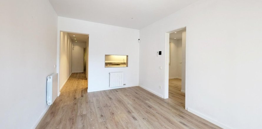 Квартира с 4 спальнями в Эшампле, Барселона, Каталония, Испания № 2523