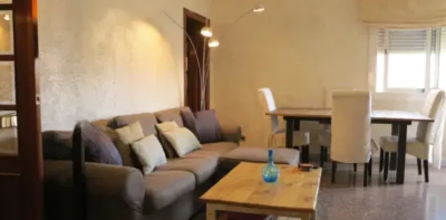 Квартира с 4 спальнями в Эсплугес-де-Льобрегате, Барселона, Каталония, Испания № 2525