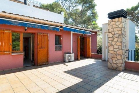 Купить дом в Тамариу, Испания с 4 комнаты, № 1653 - фото 3