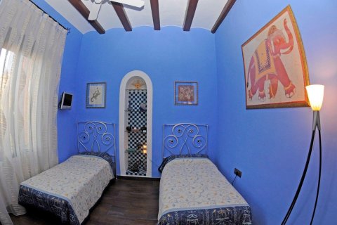 Купить дом в Палафружель, Испания с 6 комнат, № 1648 - фото 10