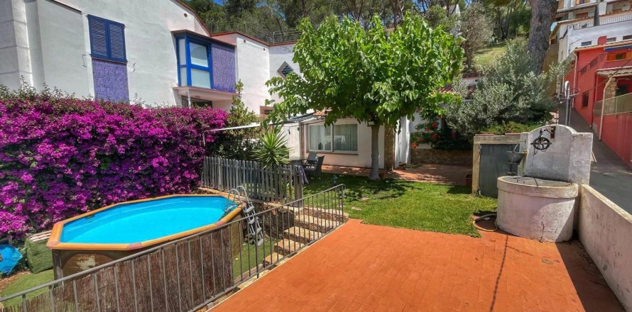 Дом с 3 спальнями в Тамариу, Герона, Каталония, Испания № 1654