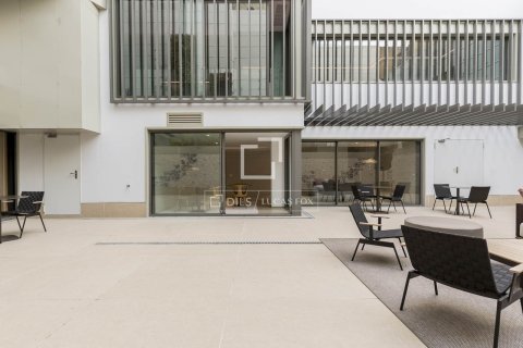 Купить квартиру в Барселона, Испания с 3 спальни, 150м², № 4275 - фото 24