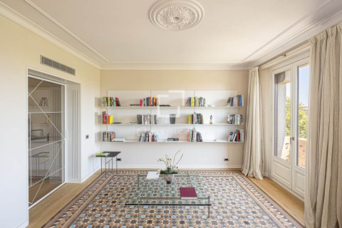 3 chambres apartment à vendre à Barcelona, Catalonia, Spain № 4185 - photo 8