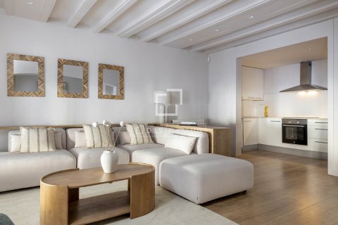 2 bedrooms apartment for sale in Barcelona, Catalonia, Spain № 4182 - photo 9