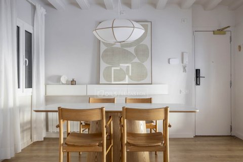 2 bedrooms apartment for sale in Barcelona, Catalonia, Spain № 4182 - photo 12