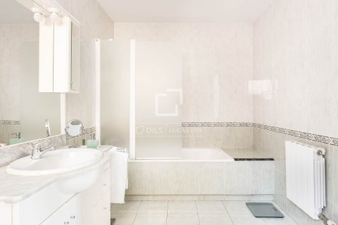 6 chambres villa à vendre à Barcelona, Catalonia, Spain № 4229 - photo 21