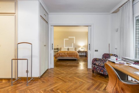 7 chambres apartment à vendre à Barcelona, Catalonia, Spain № 4234 - photo 28