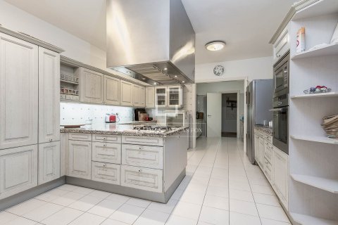 7 chambres apartment à vendre à Barcelona, Catalonia, Spain № 4234 - photo 23