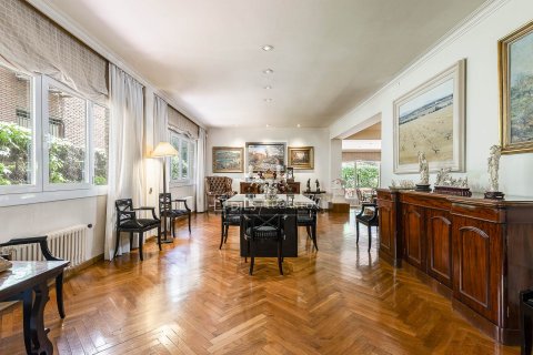 7 chambres apartment à vendre à Barcelona, Catalonia, Spain № 4234 - photo 12