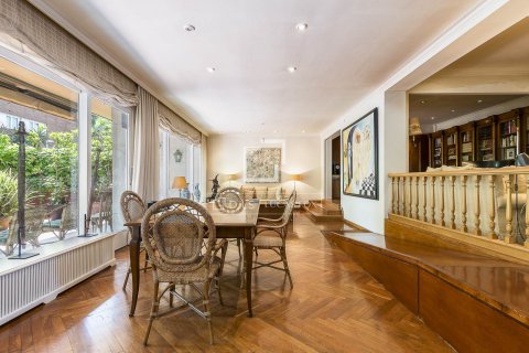 7 chambres apartment à vendre à Barcelona, Catalonia, Spain № 4234 - photo 7