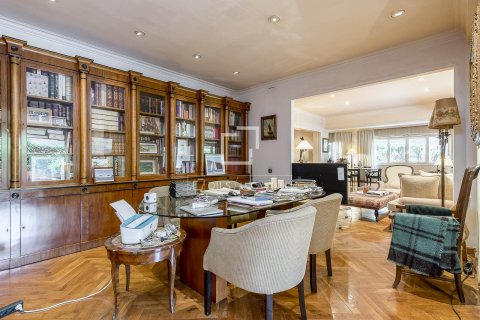 7 chambres apartment à vendre à Barcelona, Catalonia, Spain № 4234 - photo 19