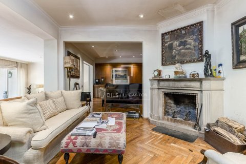 7 chambres apartment à vendre à Barcelona, Catalonia, Spain № 4234 - photo 9